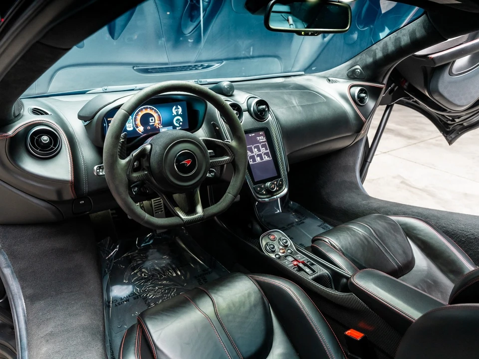 2018 McLaren 570GT - Image 6 of 12