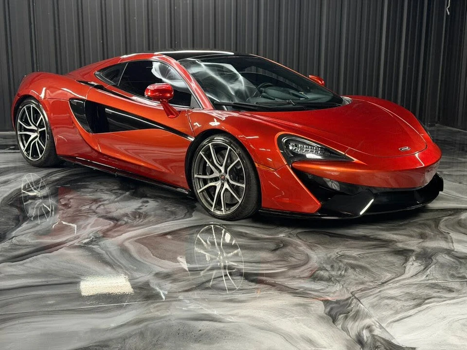2018 McLaren 570GT - Image 12 of 29