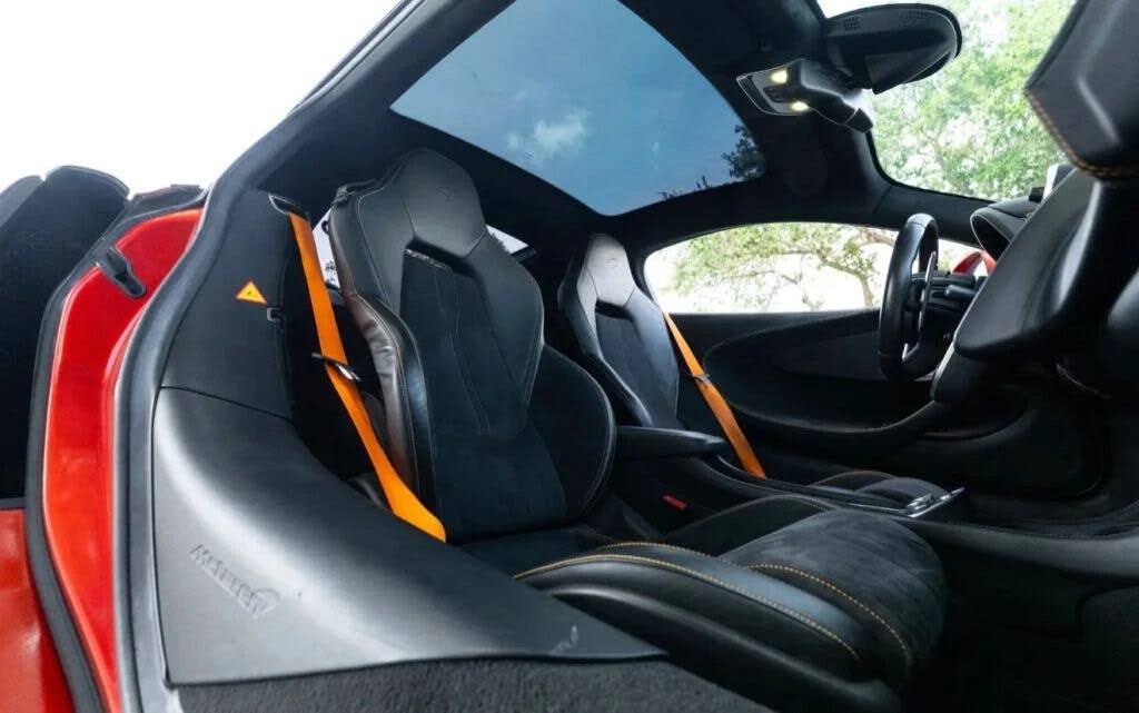 2018 McLaren 570GT - Image 21 of 29