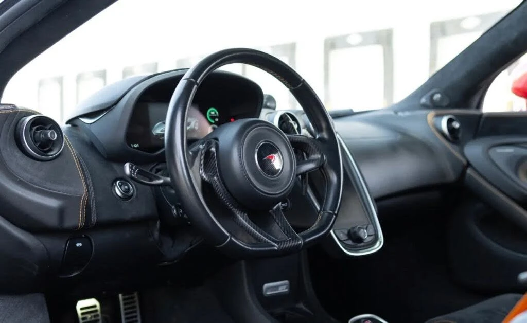 2018 McLaren 570GT - Image 19 of 29