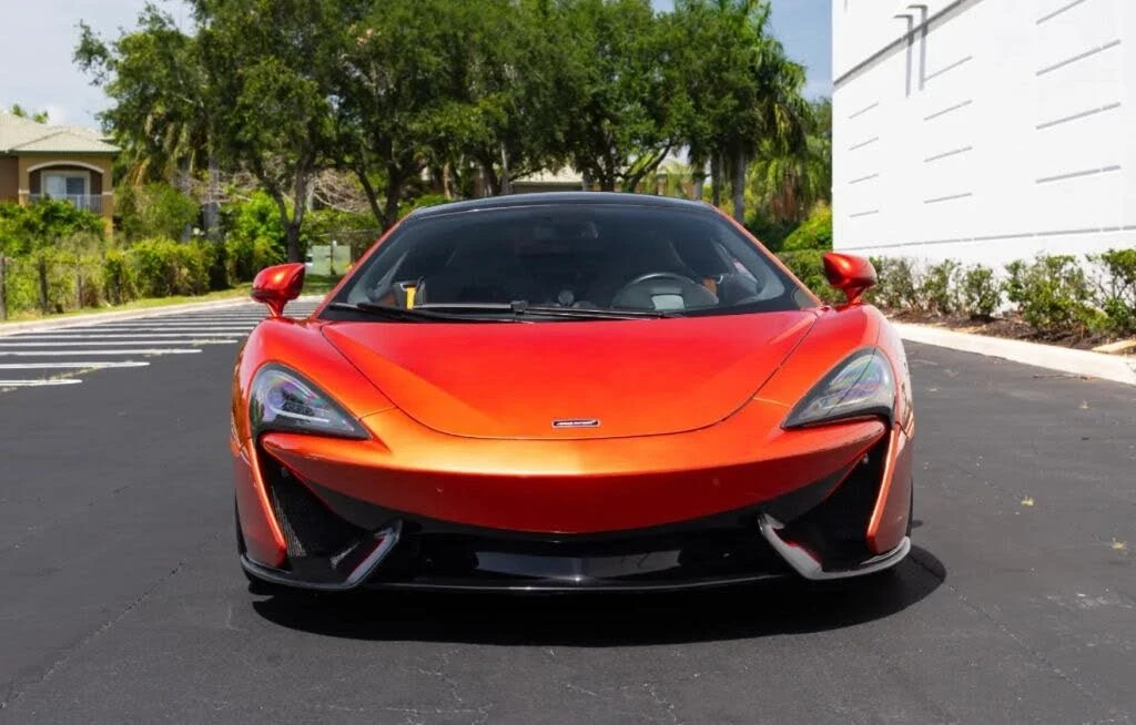 2018 McLaren 570GT - Image 13 of 29