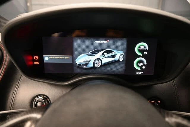 2018 McLaren 570GT - Image 10 of 31