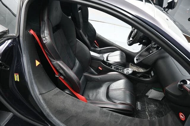 2018 McLaren 570GT - Image 16 of 31
