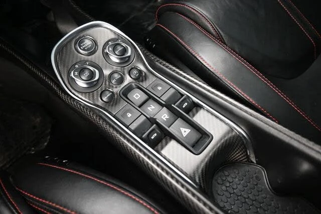 2018 McLaren 570GT - Image 9 of 31