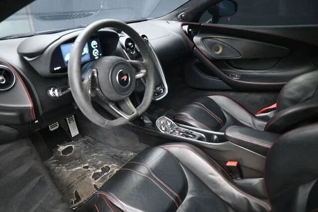 2018 McLaren 570GT - Image 18 of 31