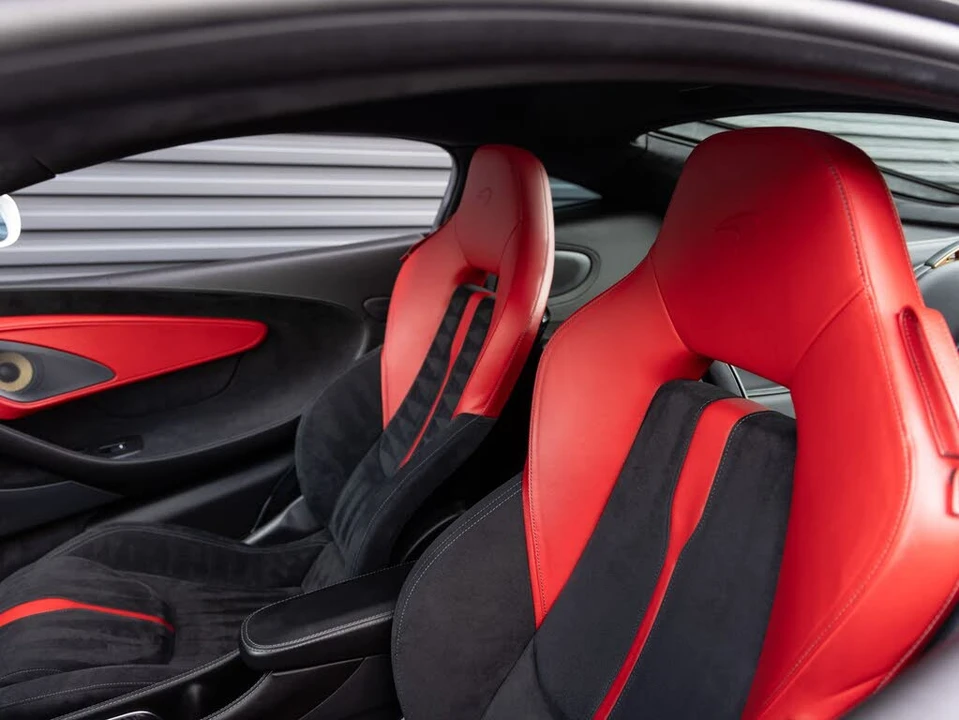 2018 McLaren 570GT - Image 22 of 30