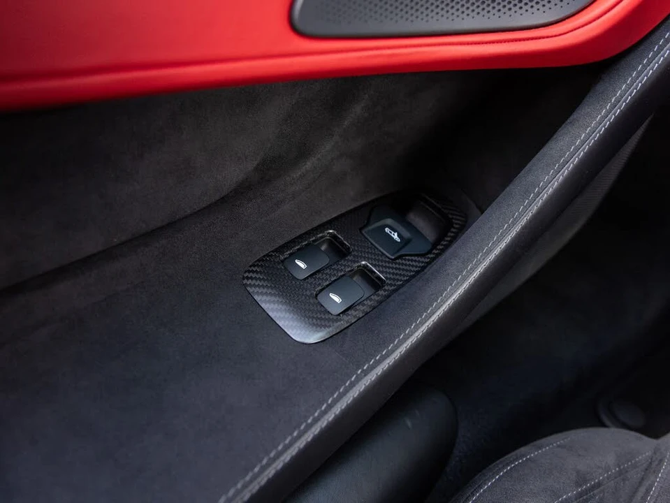 2018 McLaren 570GT - Image 17 of 30