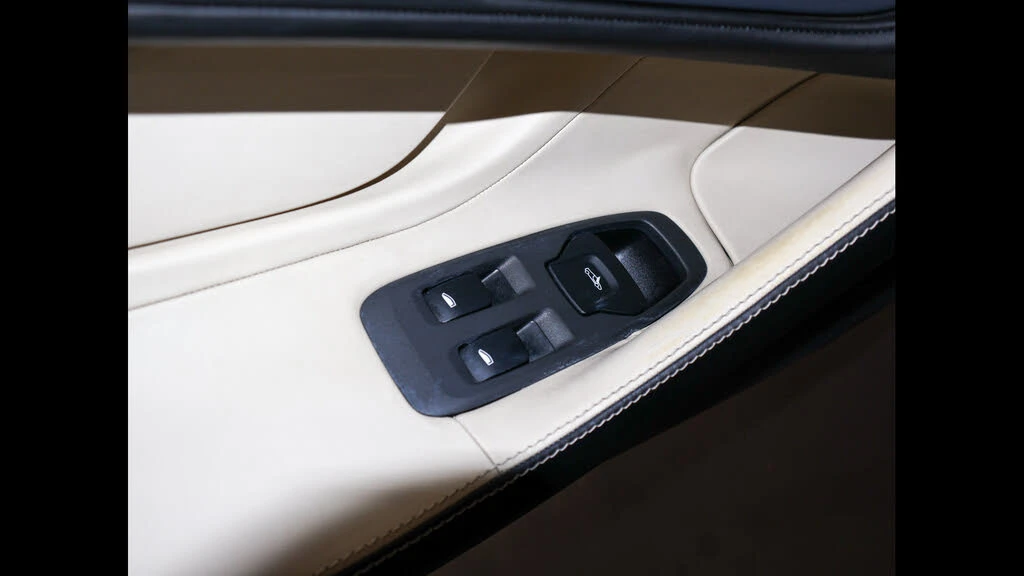 2018 McLaren 570GT - Image 15 of 31