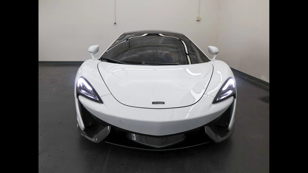2018 McLaren 570GT - Image 8 of 31