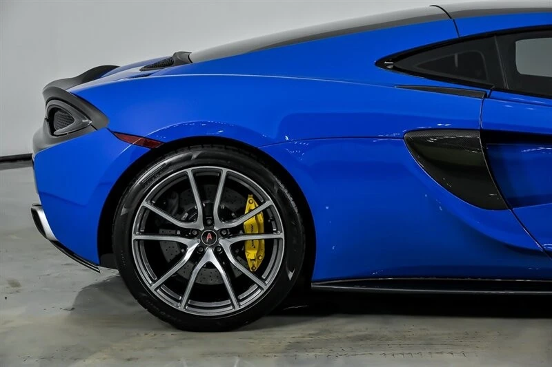 2018 McLaren 570GT - Image 14 of 31
