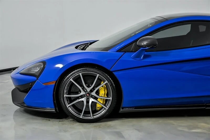 2018 McLaren 570GT - Image 8 of 31