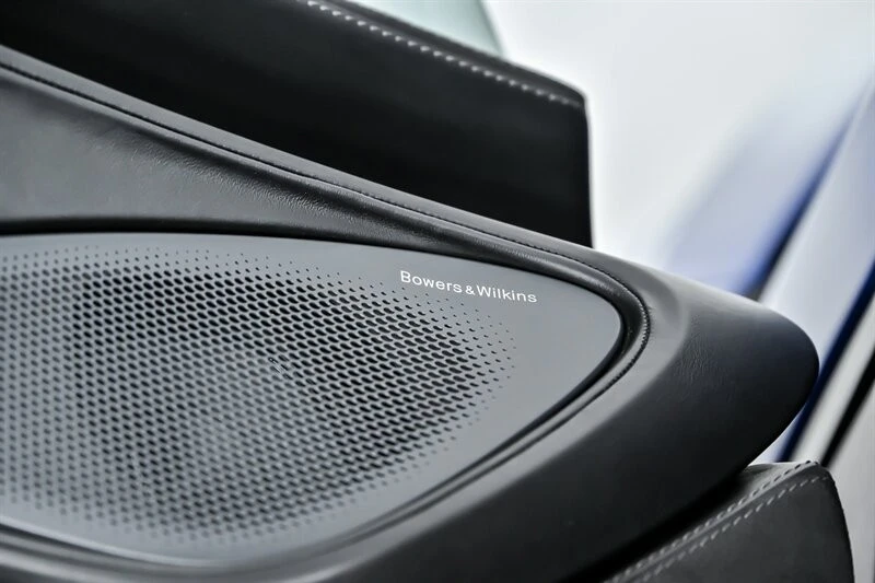 2018 McLaren 570GT - Image 19 of 31