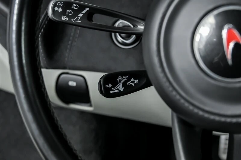 2018 McLaren 570GT - Image 27 of 31