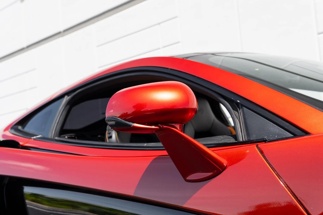 2018 McLaren 570GT - Image 10 of 31