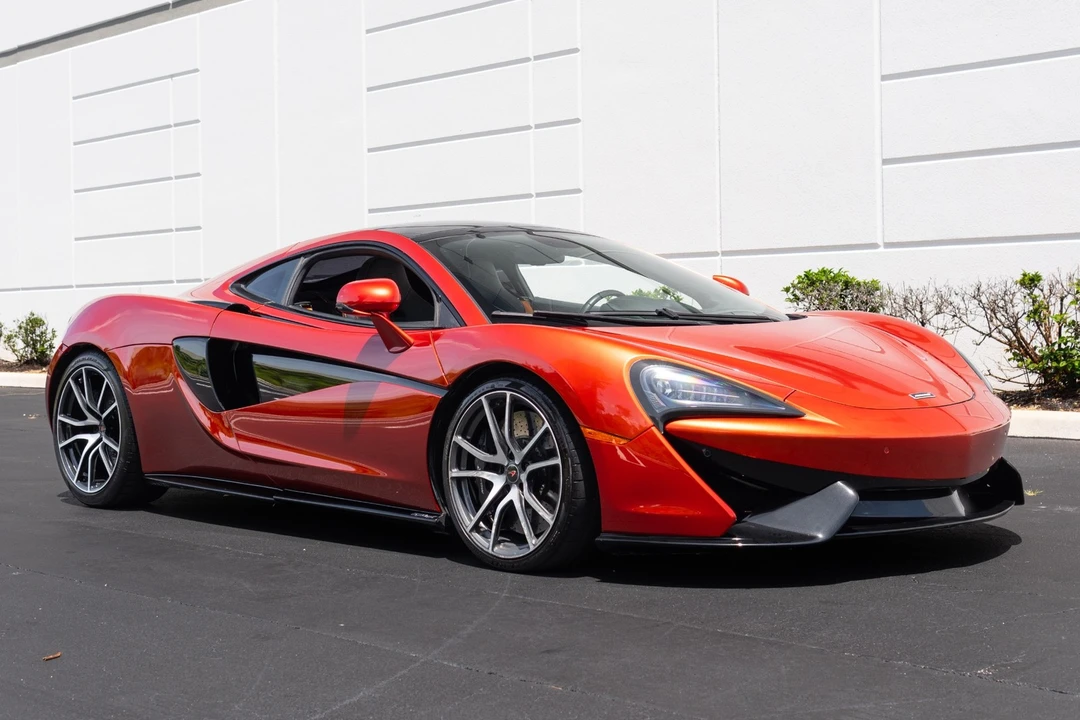2018 McLaren 570GT - Image 4 of 31