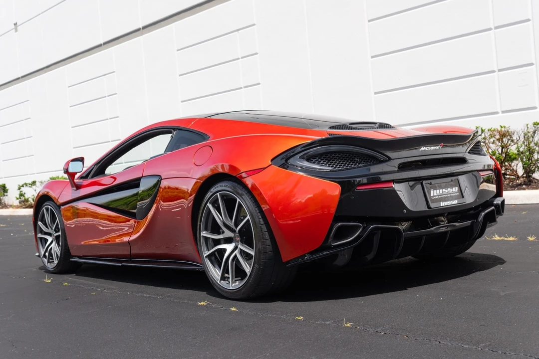 2018 McLaren 570GT - Image 24 of 31