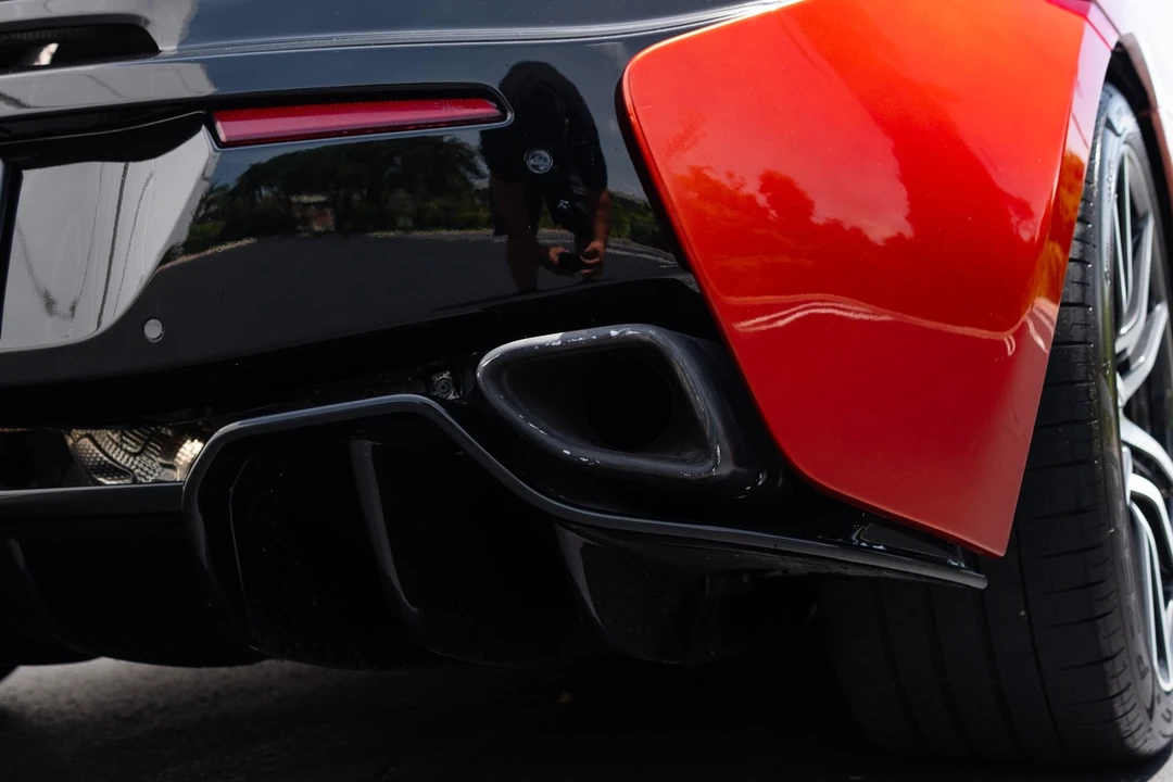 2018 McLaren 570GT - Image 17 of 31