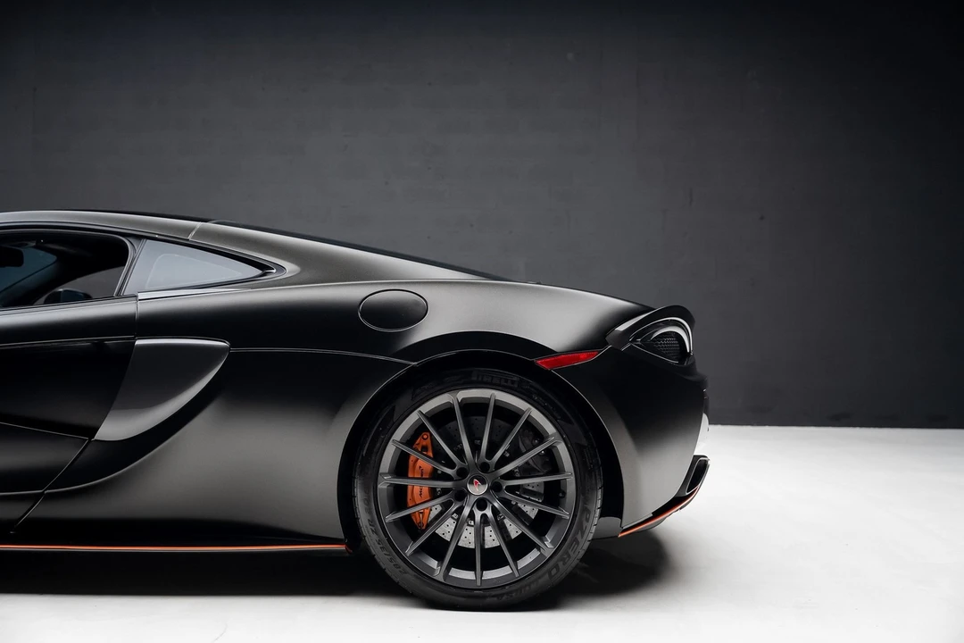 2018 McLaren 570GT - Image 19 of 21