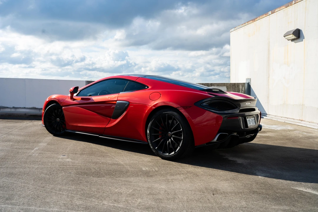 2018 McLaren 570GT - Image 10 of 31