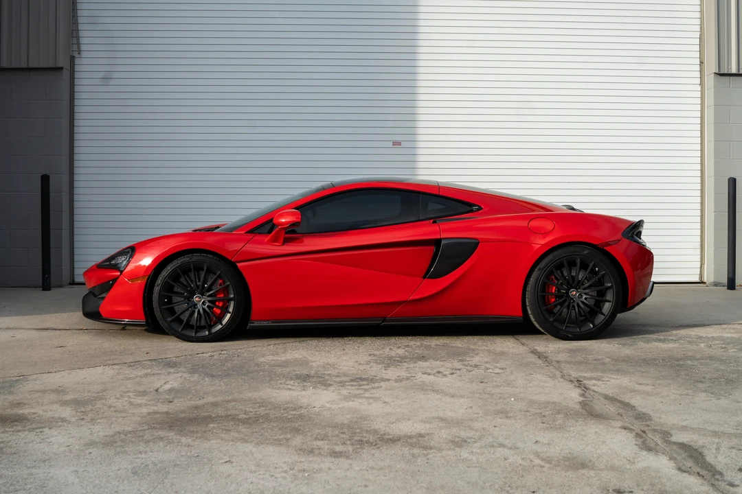 2018 McLaren 570GT - Image 8 of 31
