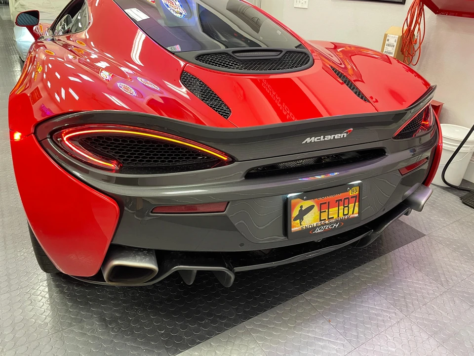 2018 McLaren 570GT - Image 24 of 31