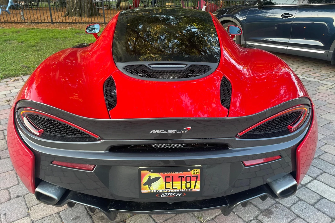 2018 McLaren 570GT - Image 13 of 31