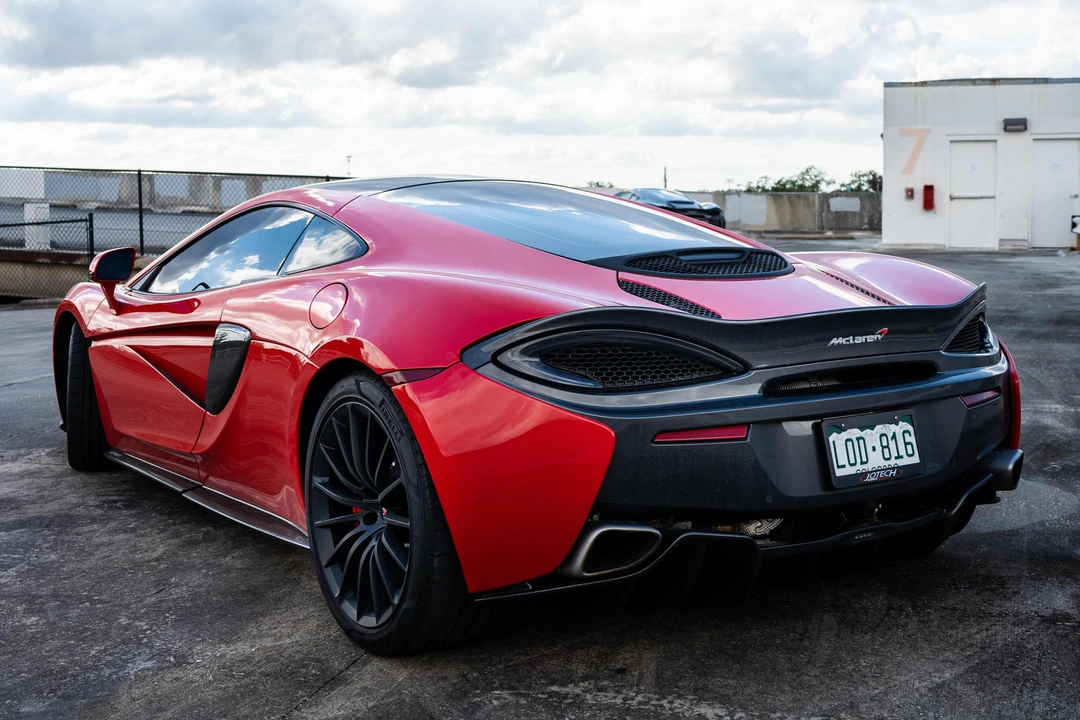 2018 McLaren 570GT - Image 4 of 31