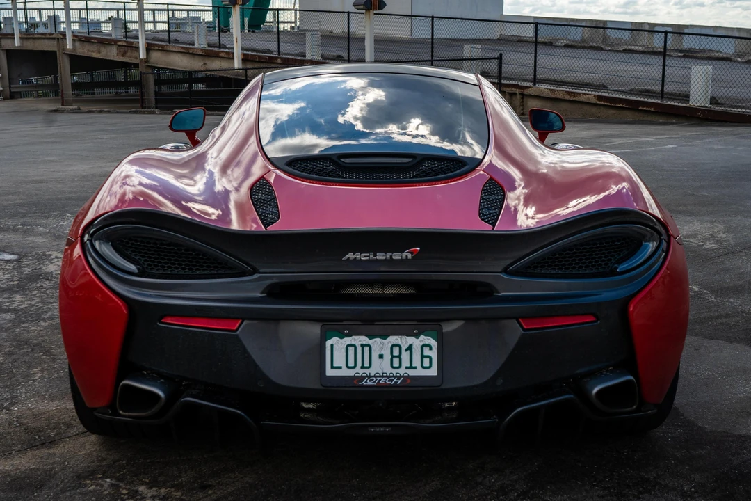 2018 McLaren 570GT - Image 5 of 31