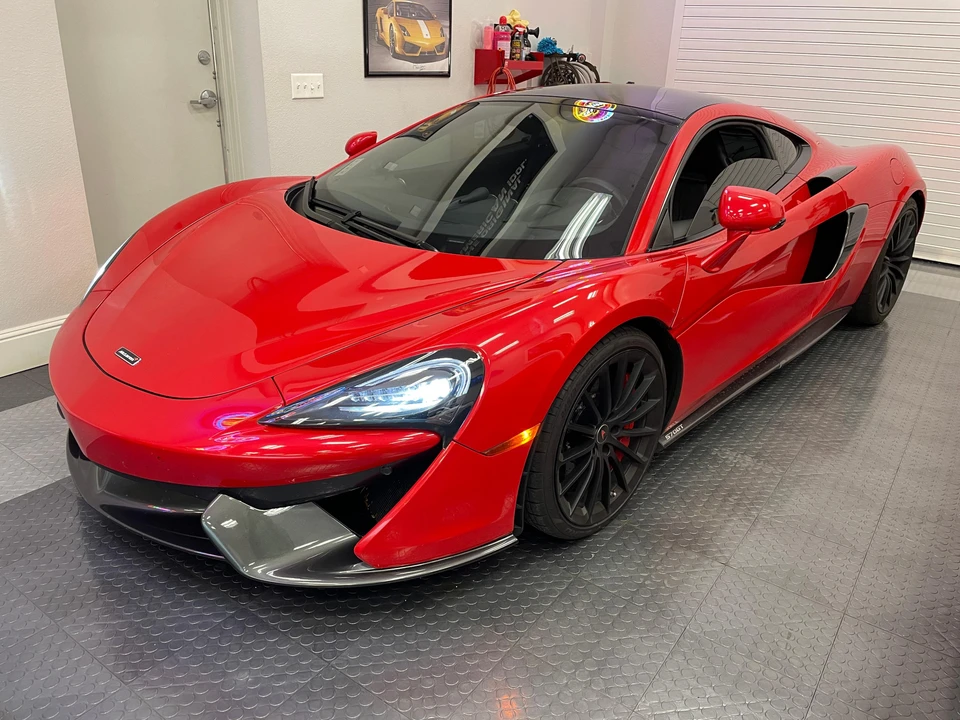 2018 McLaren 570GT - Image 7 of 31