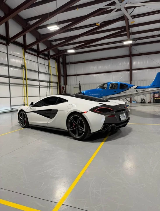 2018 McLaren 570GT - Image 8 of 16