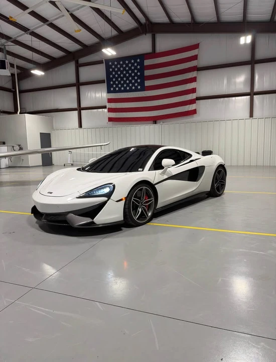 2018 McLaren 570GT - Image 6 of 16