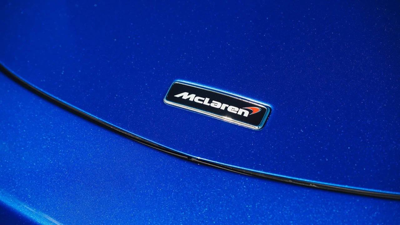 2018 McLaren 570GT - Image 8 of 31
