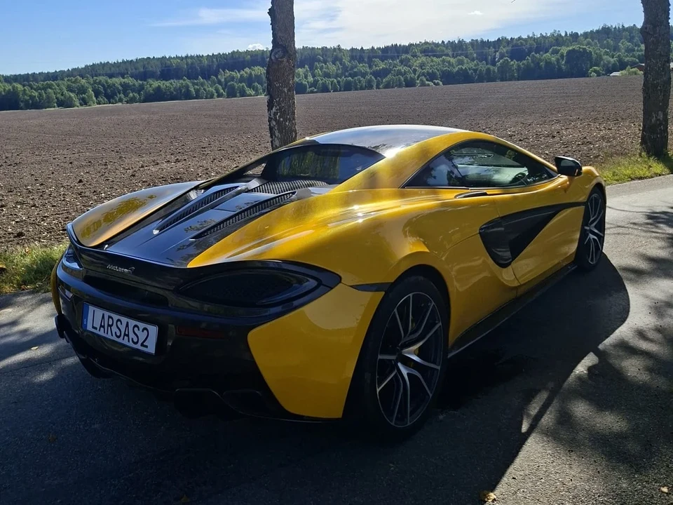 2018 McLaren 570S - Image 3 of 30