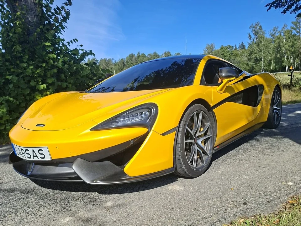 2018 McLaren 570S - Image 9 of 30