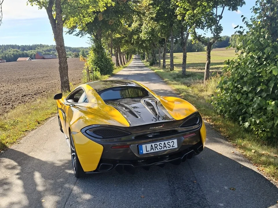 2018 McLaren 570S - Image 27 of 30