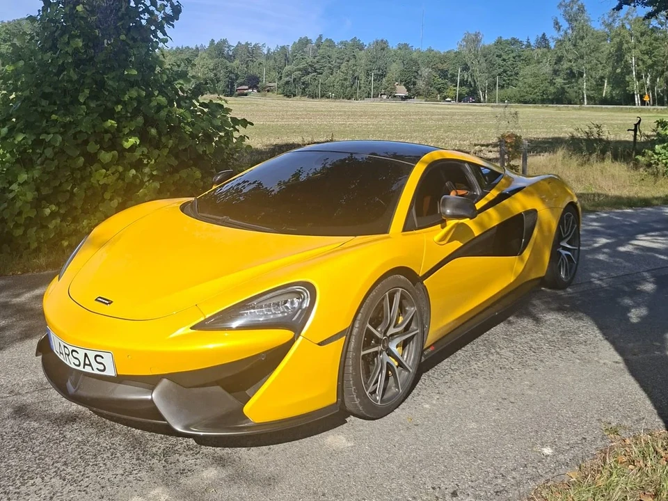 2018 McLaren 570S - Image 28 of 30