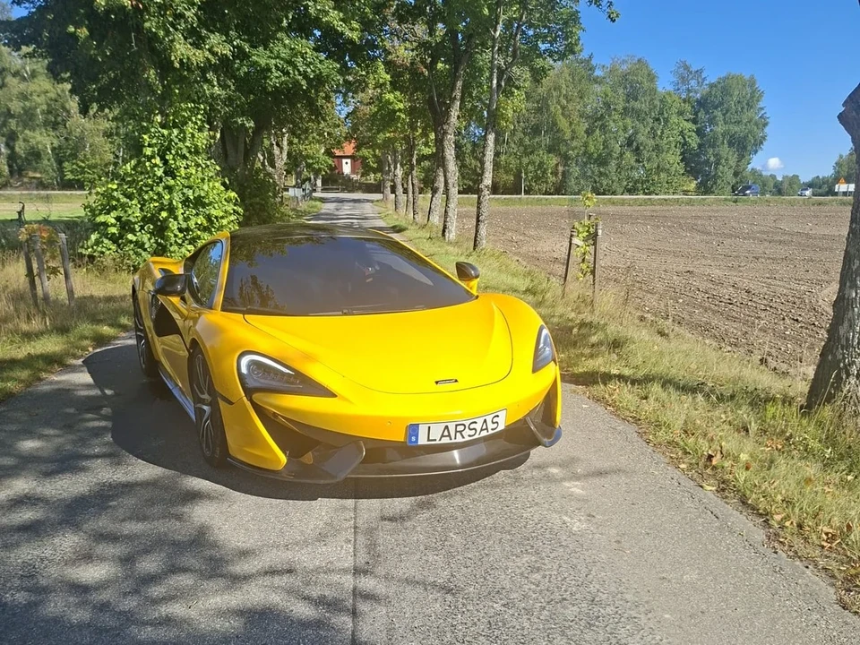 2018 McLaren 570S - Image 29 of 30