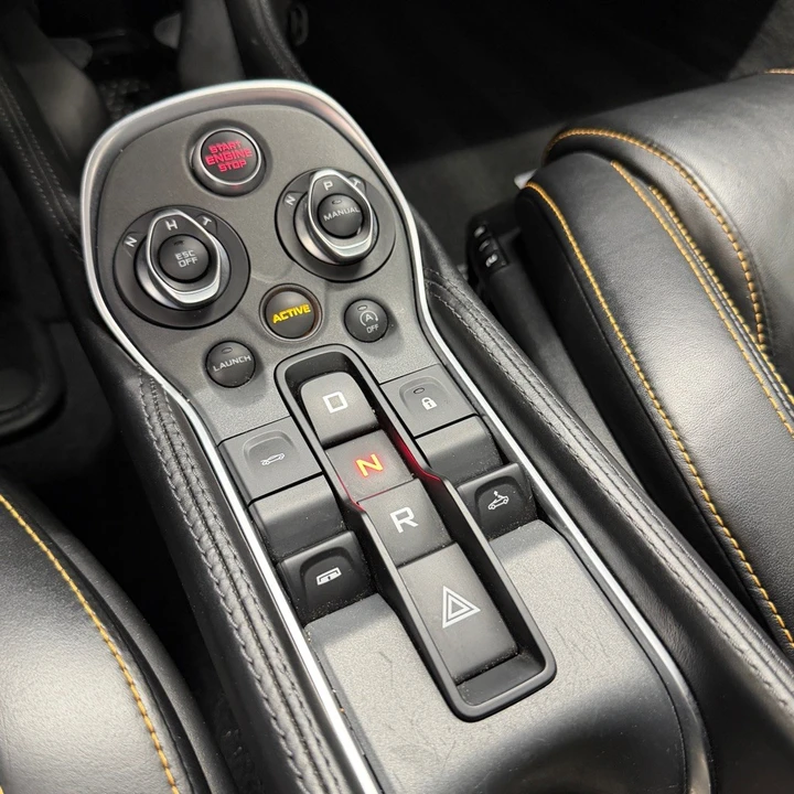2018 McLaren 570S - Image 15 of 22