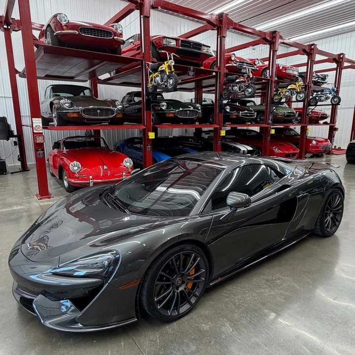 2018 McLaren 570S - Image 2 of 22