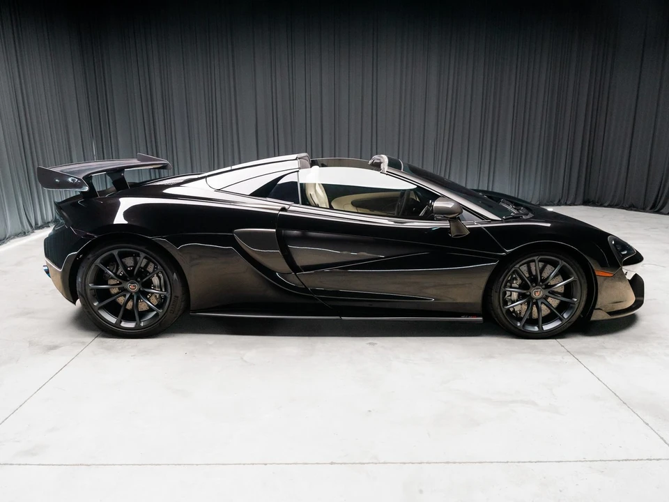 2018 McLaren 570S - Image 16 of 31