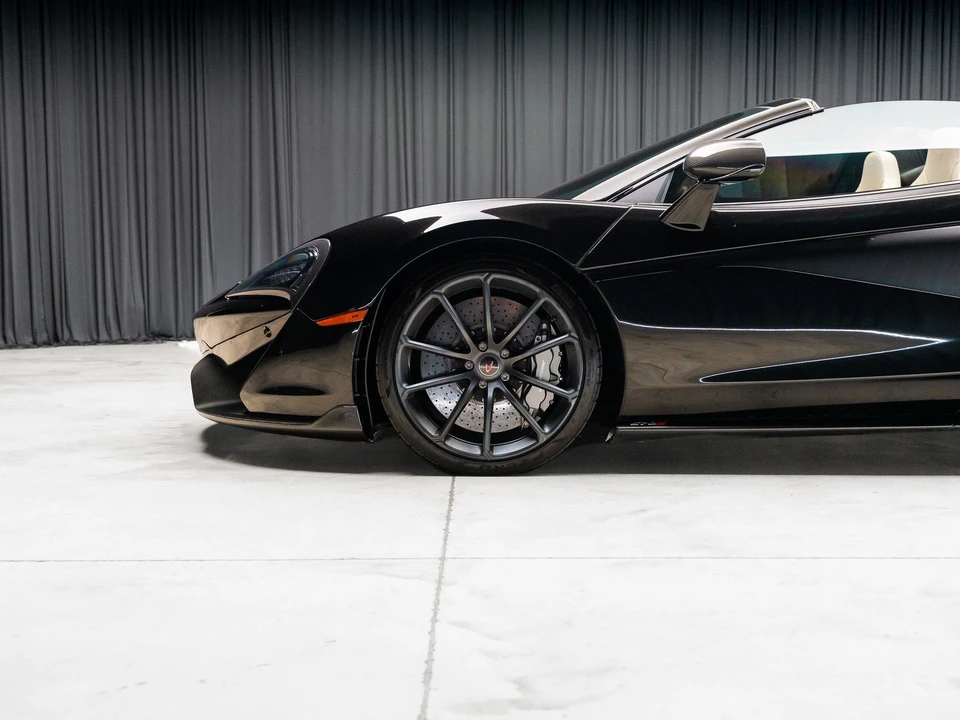 2018 McLaren 570S - Image 23 of 31