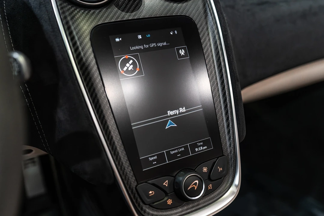 2018 McLaren 570S Spider - Image 18 of 31