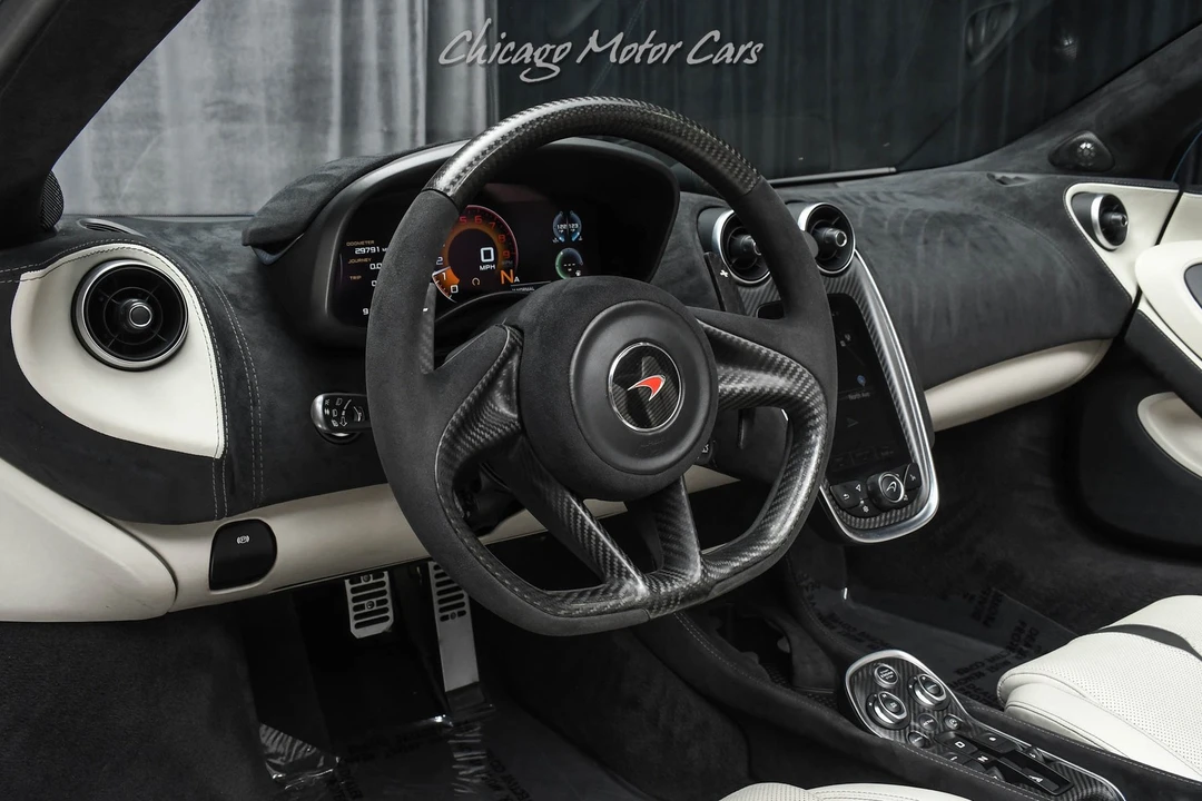 2018 McLaren 570S - Image 8 of 31