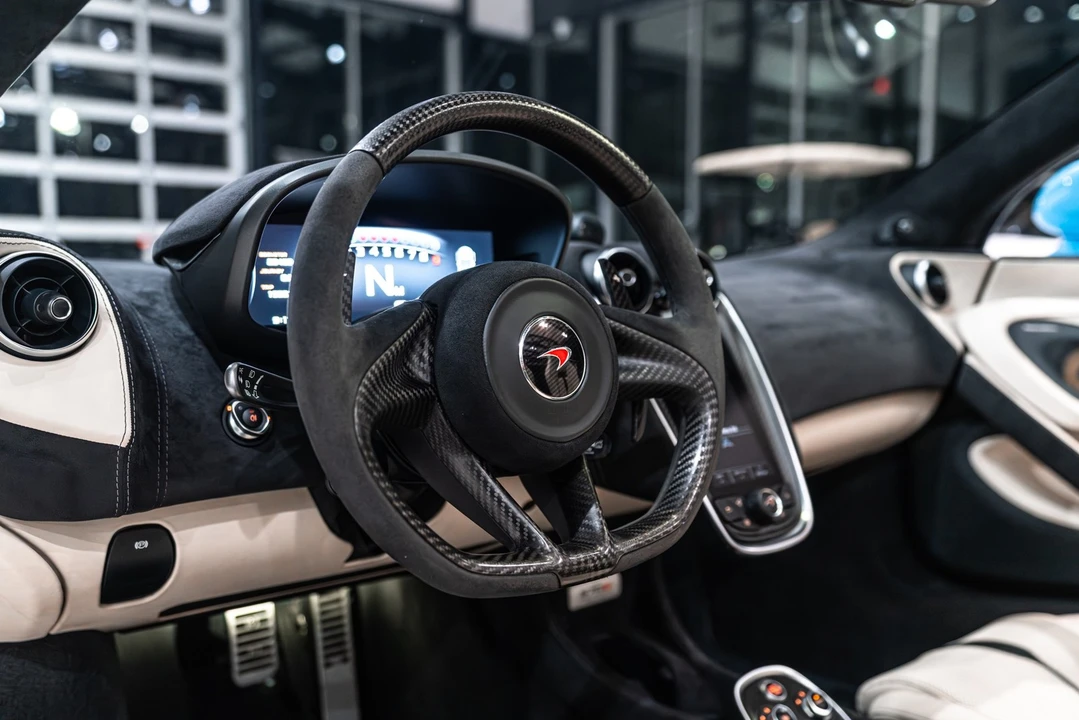 2018 McLaren 570S Spider - Image 10 of 31
