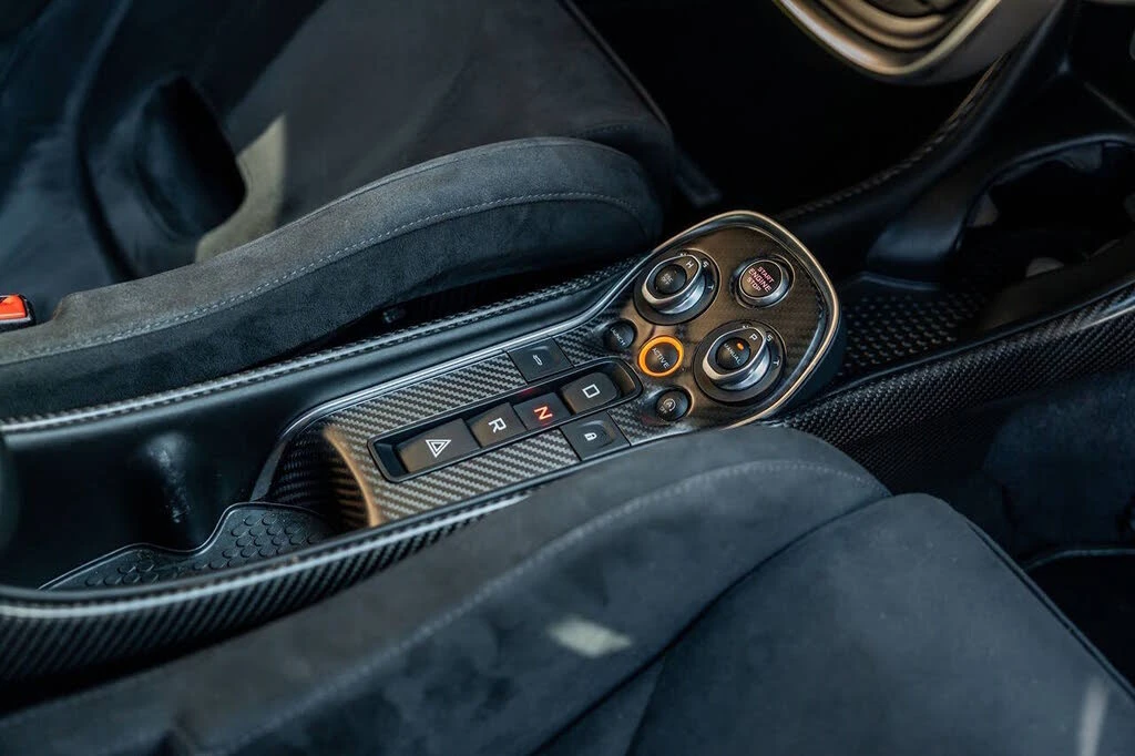 2018 McLaren 570S - Image 18 of 31