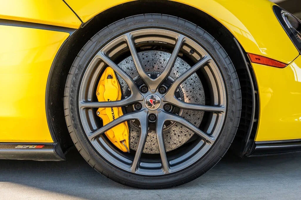 2018 McLaren 570S - Image 25 of 31
