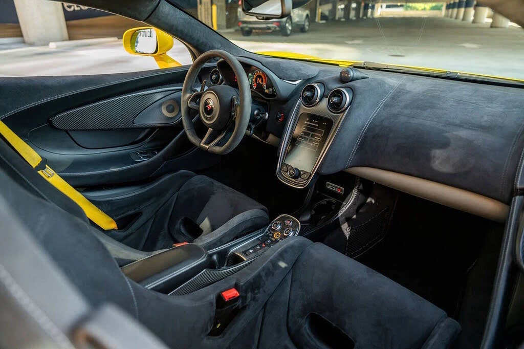 2018 McLaren 570S - Image 20 of 31
