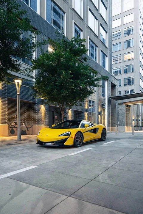 2018 McLaren 570S - Image 12 of 31