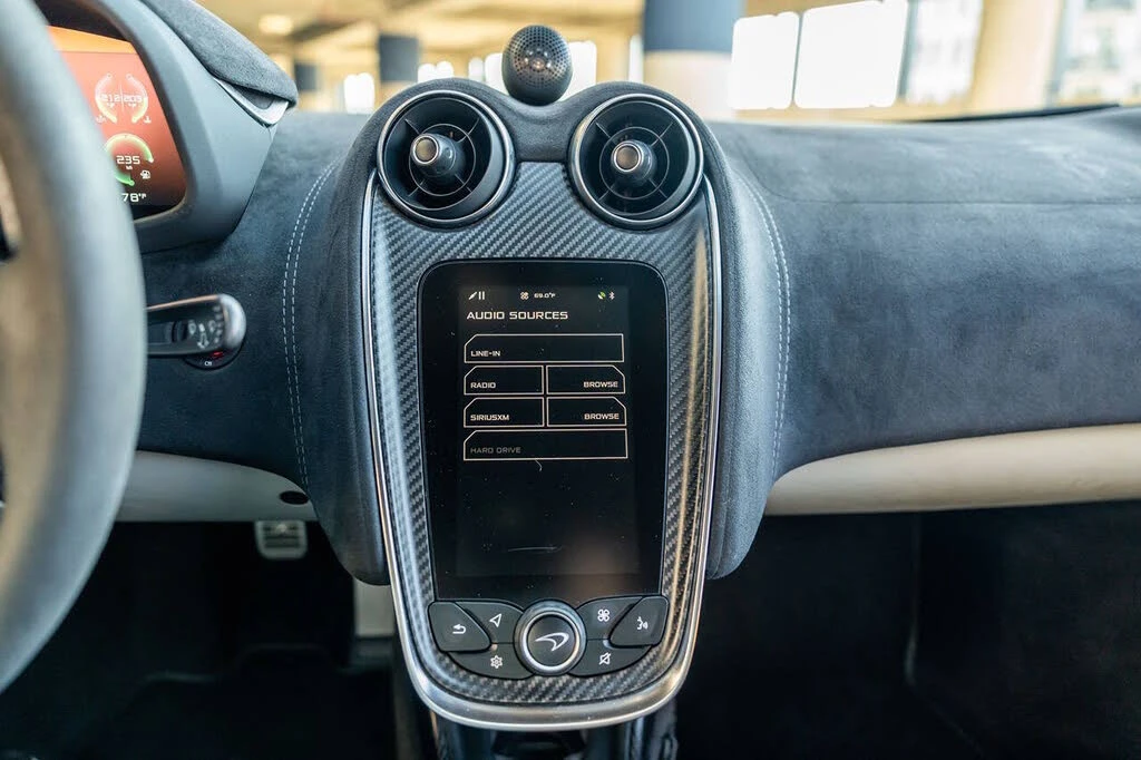 2018 McLaren 570S - Image 17 of 31