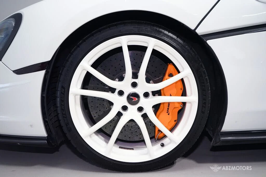 2018 McLaren 570S - Image 29 of 30